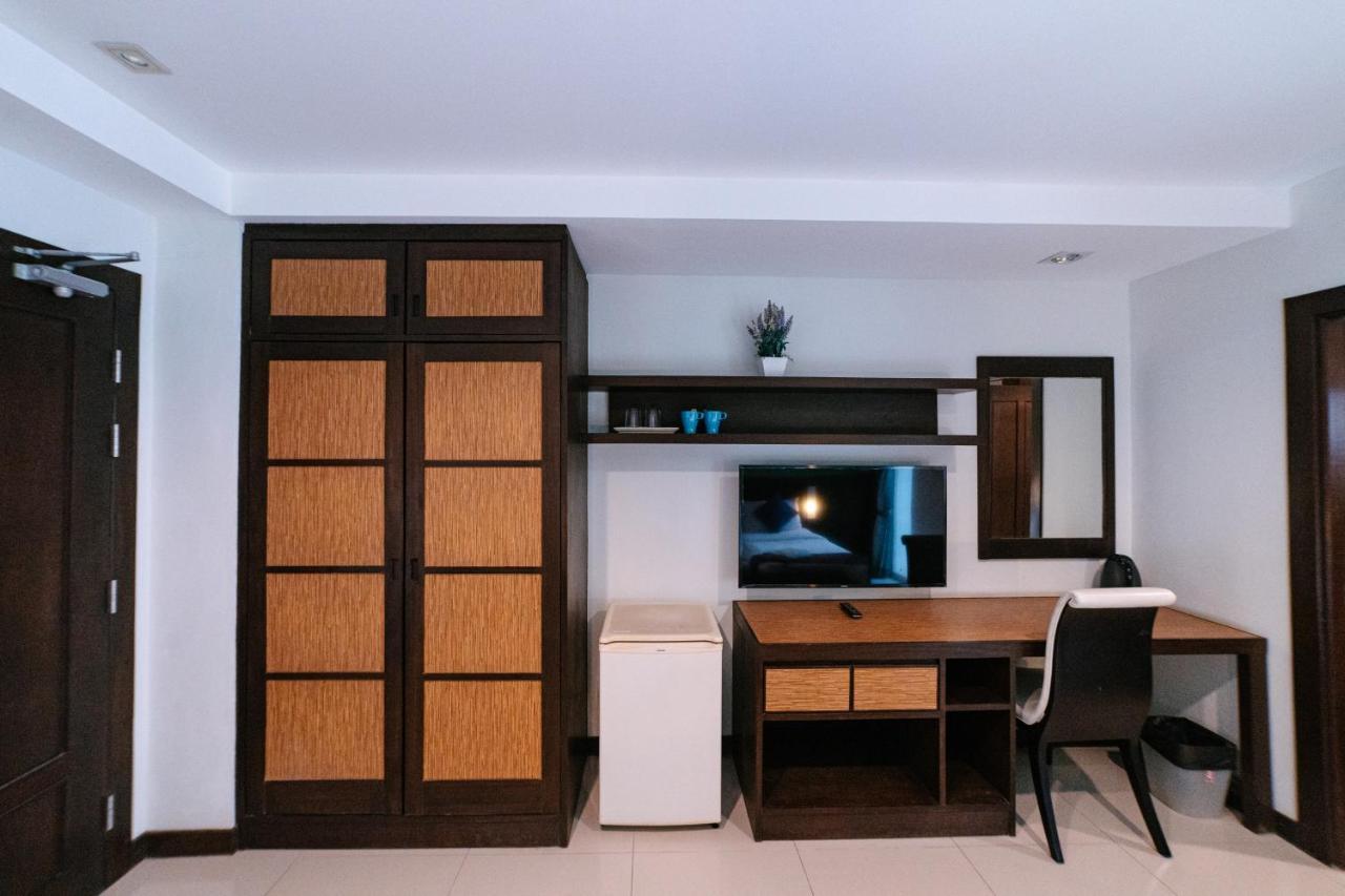 Ratana Hotel Sakdidet, Phuket Town Экстерьер фото