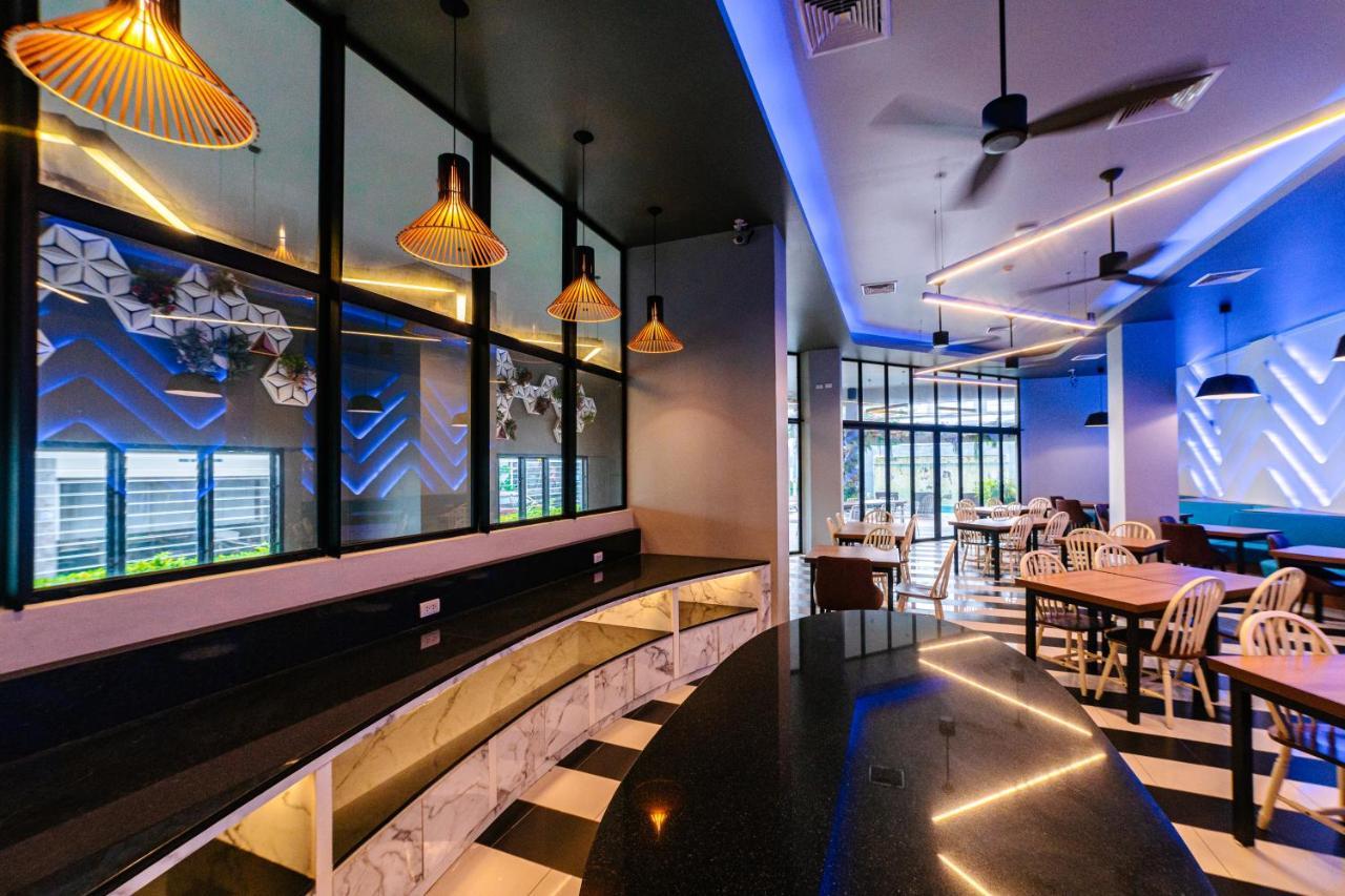 Ratana Hotel Sakdidet, Phuket Town Экстерьер фото