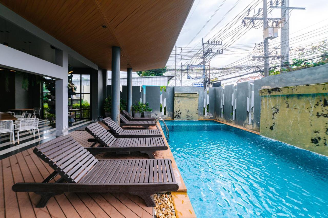 Ratana Hotel Sakdidet, Phuket Town Экстерьер фото